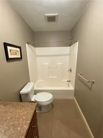 $300,000 | 15 Saw Mill Drive, Unit 103, North Kingstown, RI 02852