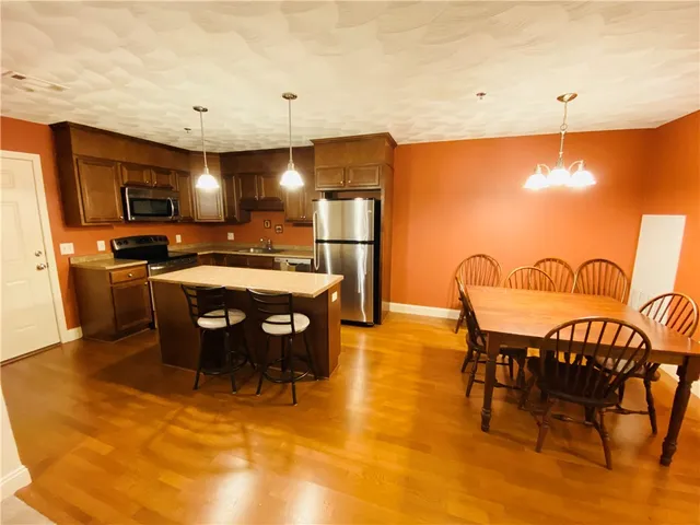 $300,000 | 15 Saw Mill Drive, Unit 103, North Kingstown, RI 02852