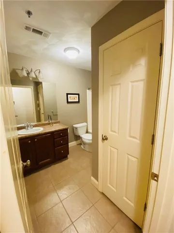 $300,000 | 15 Saw Mill Drive, Unit 103, North Kingstown, RI 02852