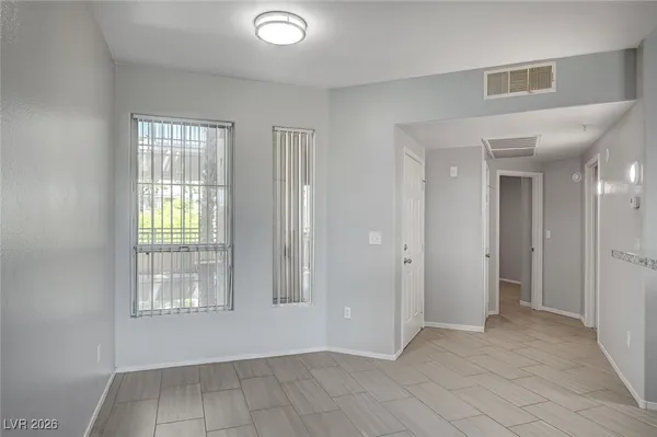 $250,000 | 7189 South Durango Drive, Unit 208, Las Vegas, NV 89113