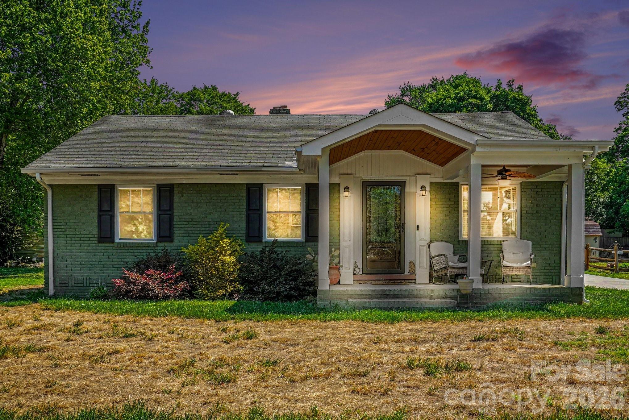 707 Spring Street Southwest Concord, NC 28025 - Photo 2 of 31