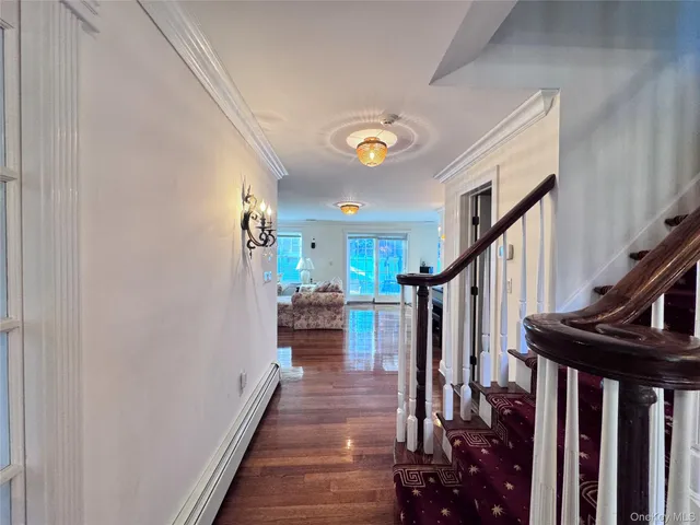 $1,780,000 | 35 Moss Lane, Jericho, NY 11753