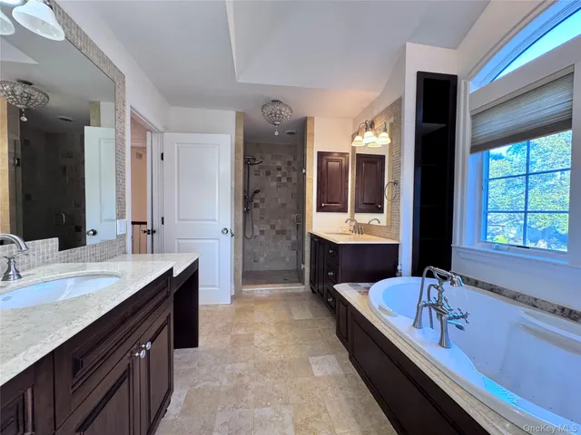 $1,780,000 | 35 Moss Lane, Jericho, NY 11753