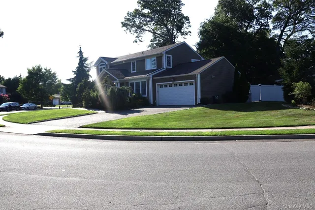 $1,780,000 | 35 Moss Lane, Jericho, NY 11753