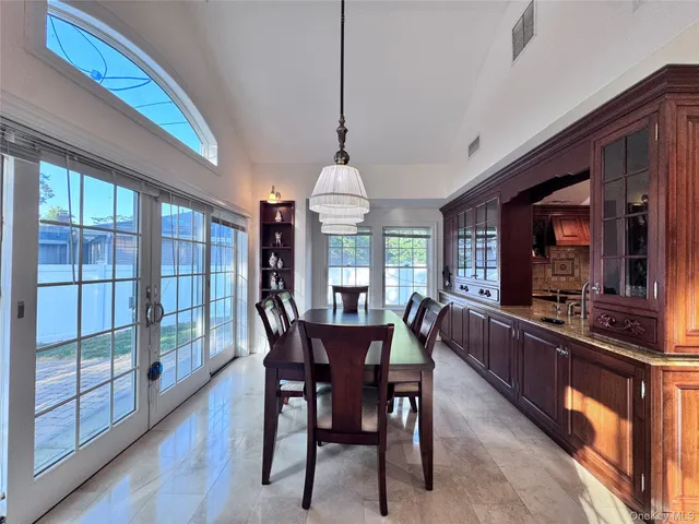 $1,780,000 | 35 Moss Lane, Jericho, NY 11753