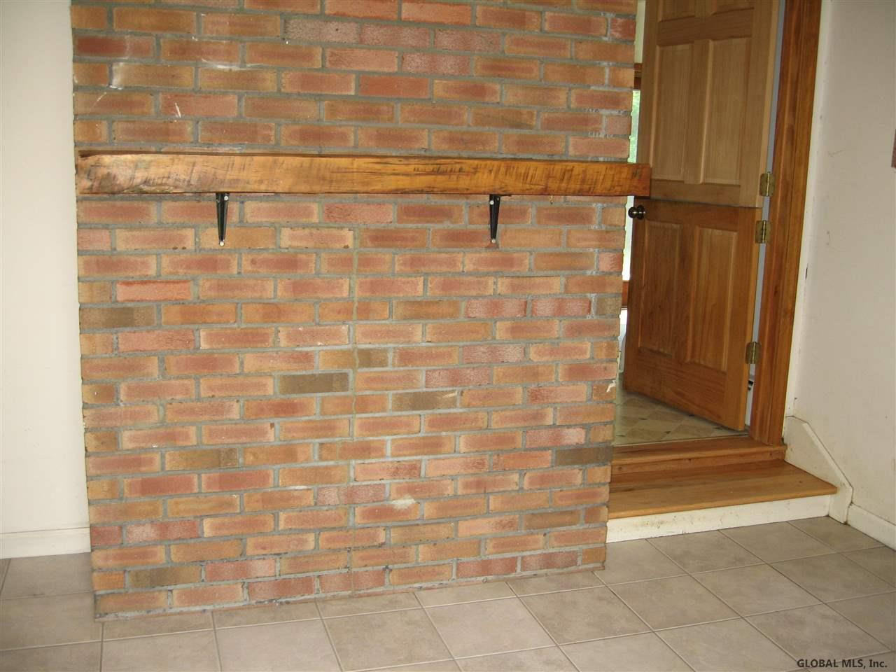 1265 Hempstead Road Niskayuna, NY 12309 - Photo 23 of 36 Photo 23