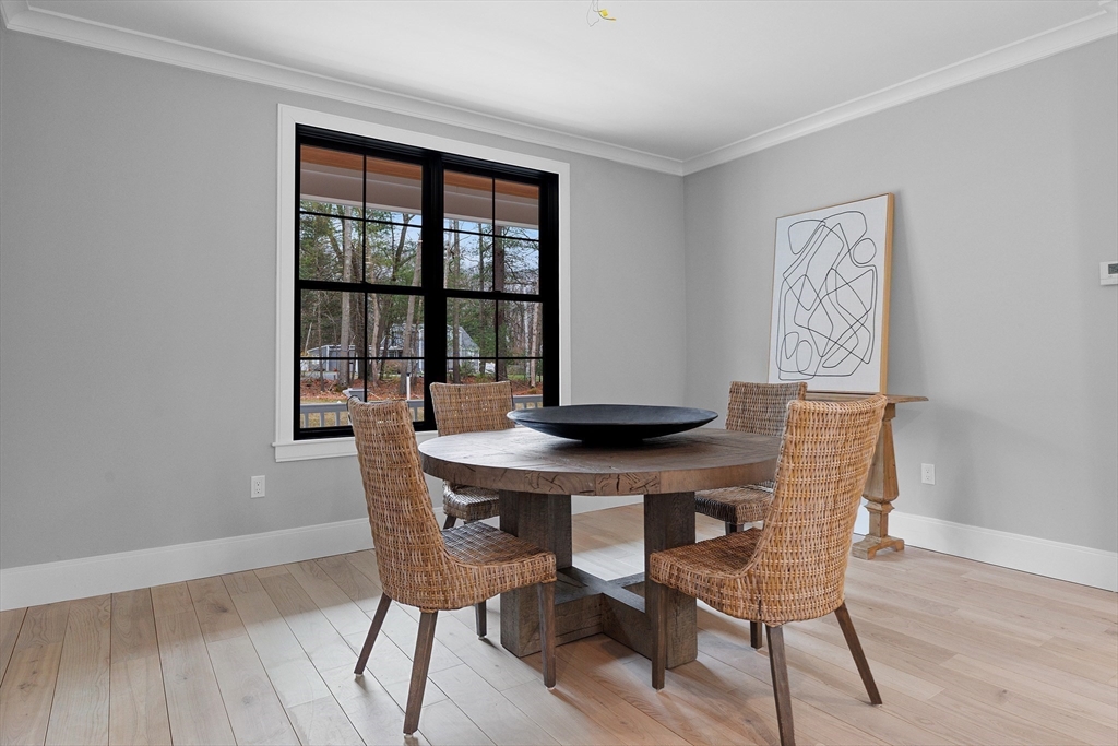 1466 Main Street Lynnfield, MA 01940 - Photo 13 of 38