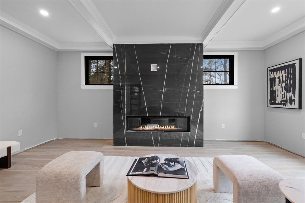 1466 Main Street Lynnfield, MA 01940 - Photo 18 of 38