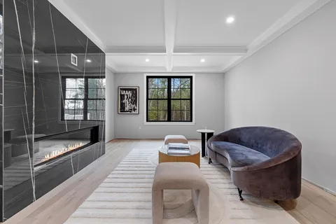 $2,199,000 | 1466 Main Street, Lynnfield, MA 01940