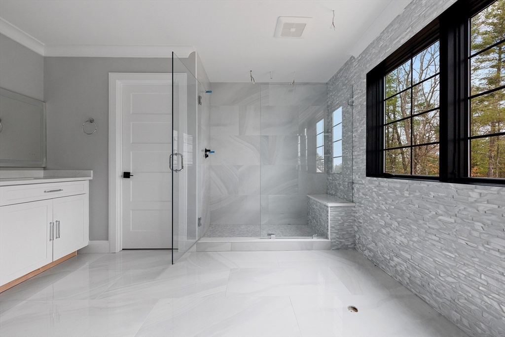 1466 Main Street Lynnfield, MA 01940 - Photo 31 of 38