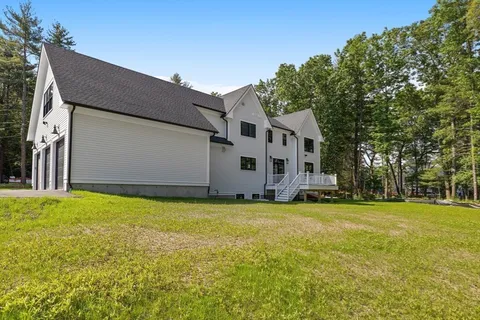 $2,199,000 | 1466 Main Street, Lynnfield, MA 01940