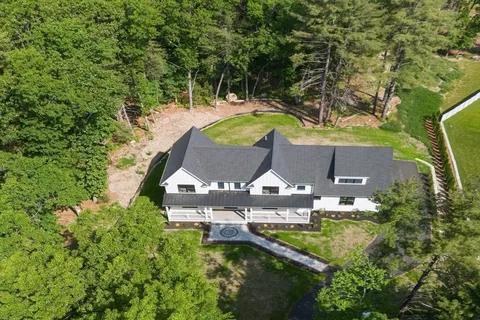 $2,199,000 | 1466 Main Street, Lynnfield, MA 01940