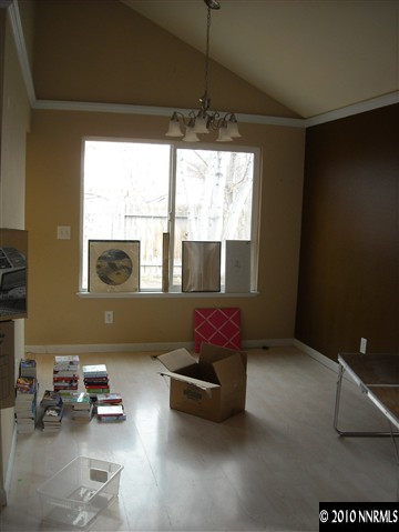 2782 Azuza Way Reno, NV 89502 - Photo 3 of 9 a living room with furniture and a window