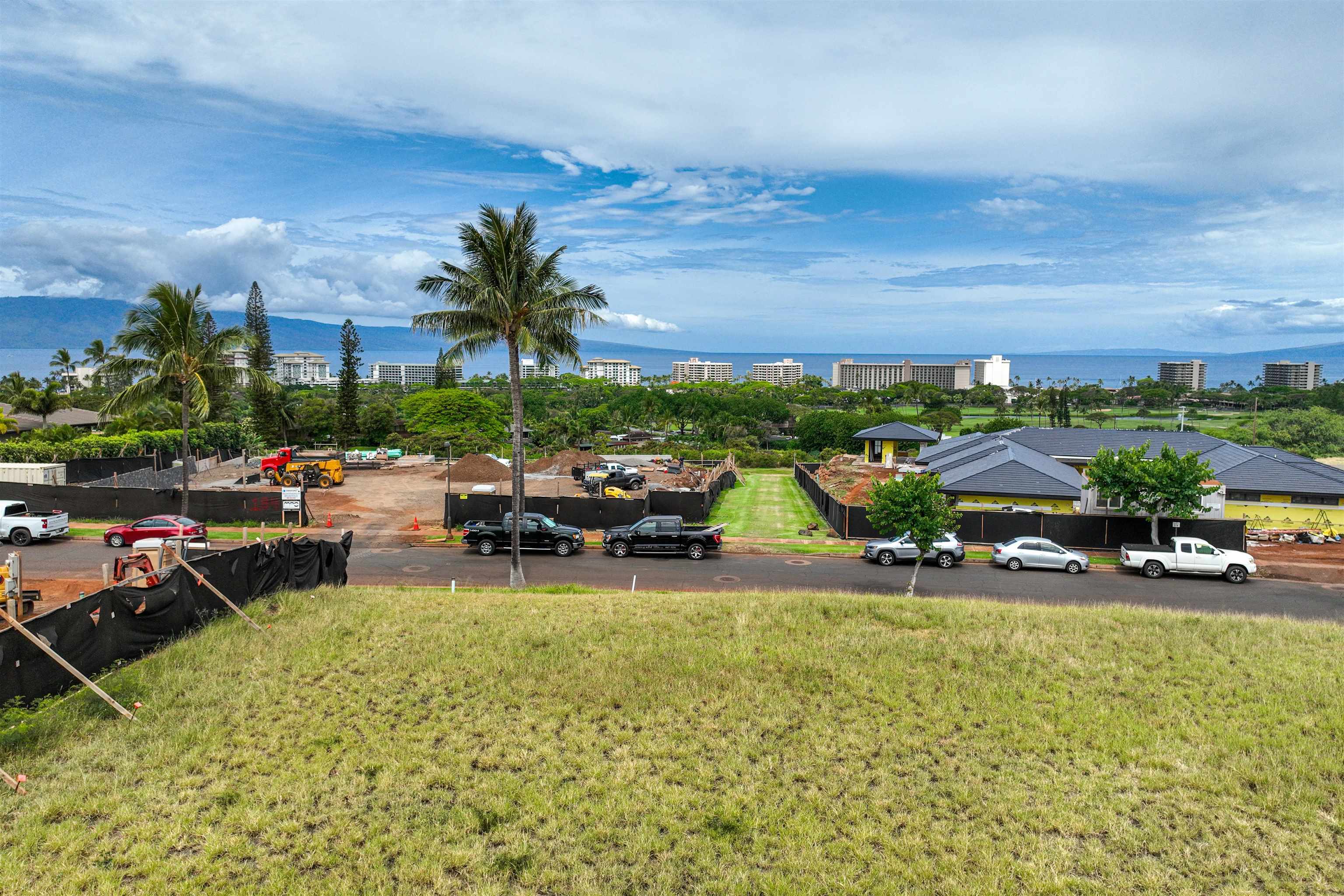 167 Anapuni Loop, Unit 26 Lahaina, HI 96761 - Photo 16 of 27 a view of a basketball court