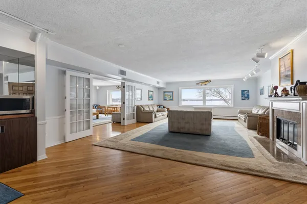 $174,900 | 4397 Wilshire Boulevard, Unit 307, Mound, MN 55364