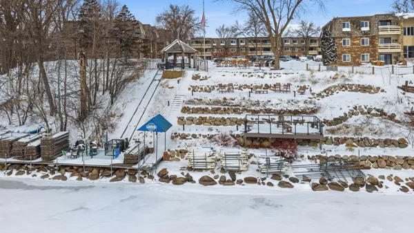 $174,900 | 4397 Wilshire Boulevard, Unit 307, Mound, MN 55364