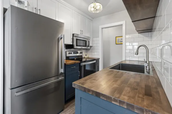 $174,900 | 4397 Wilshire Boulevard, Unit 307, Mound, MN 55364