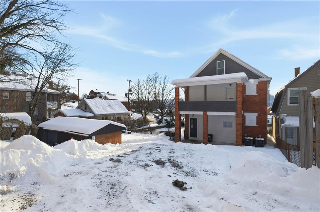 512 Pine Street Ambridge, PA 15003 - Photo 2 of 27