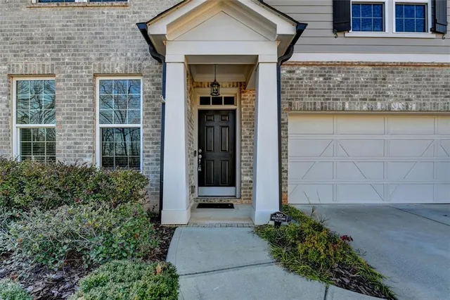 $3,850 | 211 Hamlet Drive, Johns Creek, GA 30097