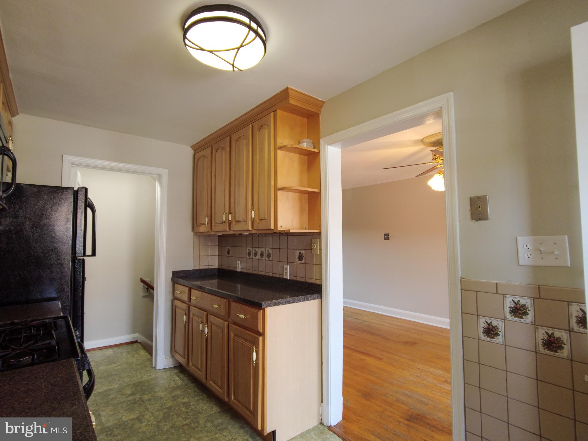 1107 Deanwood Road Baltimore, MD 21234 - Photo 6 of 25 Gallery Image 6