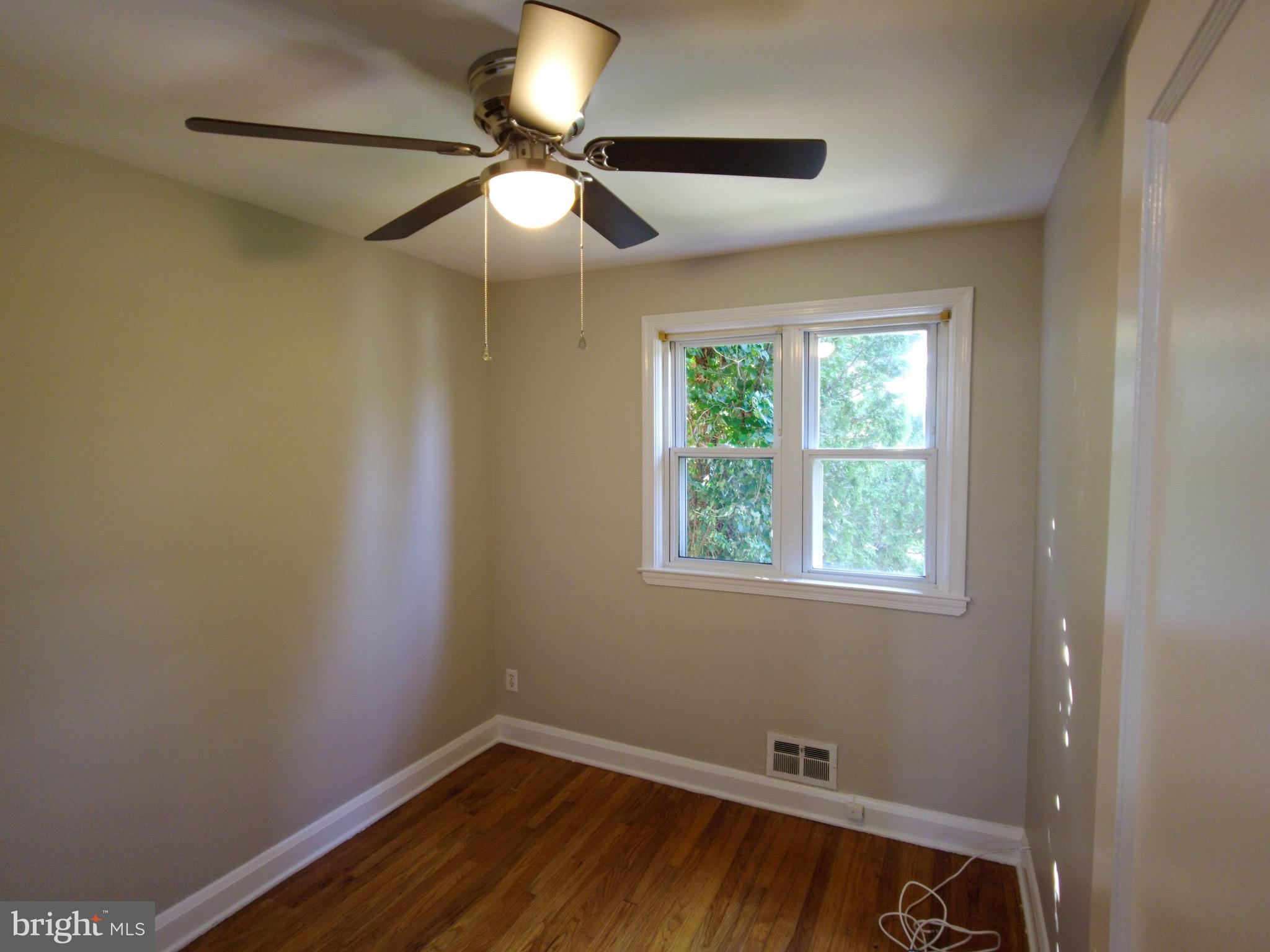 1107 Deanwood Road Baltimore, MD 21234 - Photo 8 of 25 Gallery Image 8