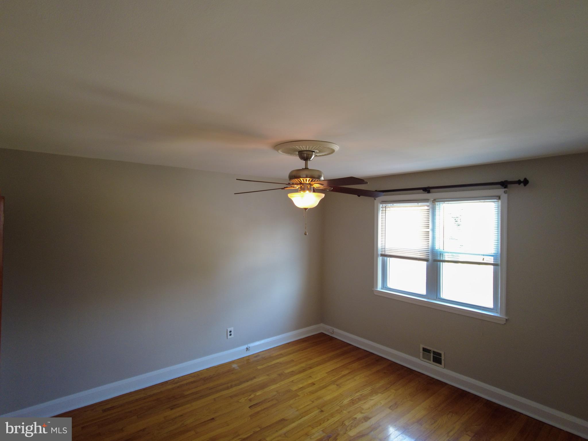 1107 Deanwood Road Baltimore, MD 21234 - Photo 9 of 25 Gallery Image 9