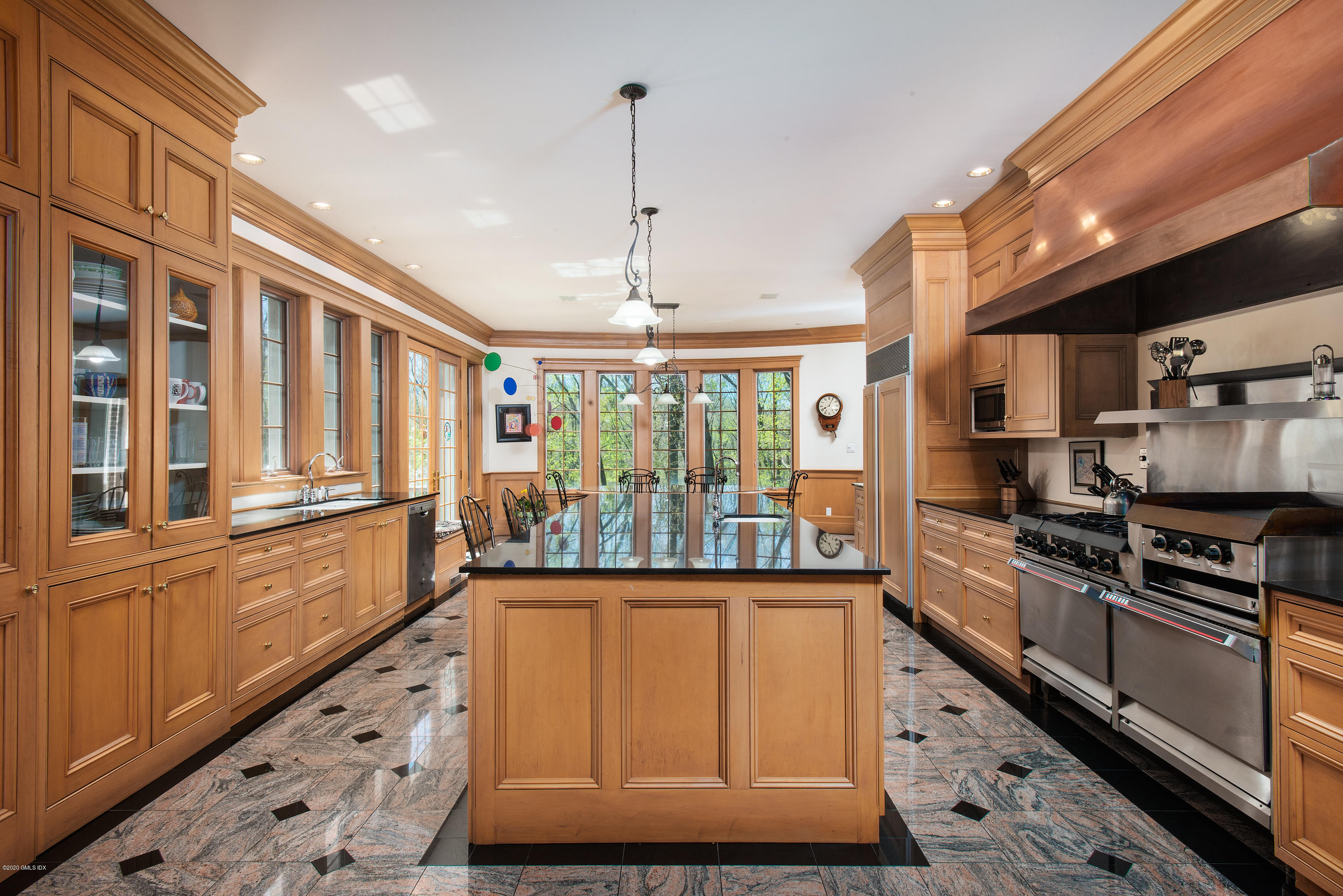 425 Taconic Road Greenwich, CT 06831 - Photo 7 of 13 KITCHEN
