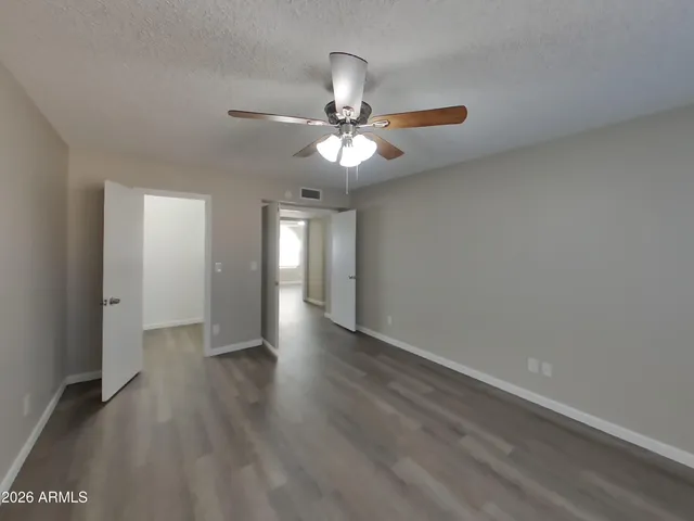 $1,839 | 5328 West Seldon Lane, Glendale, AZ 85302