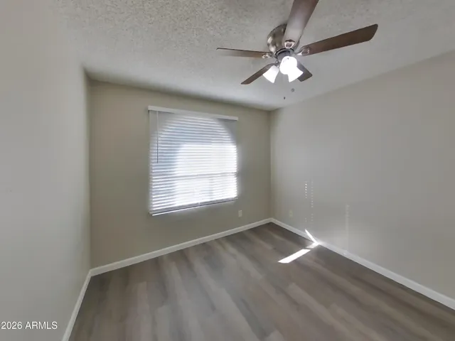 $1,839 | 5328 West Seldon Lane, Glendale, AZ 85302