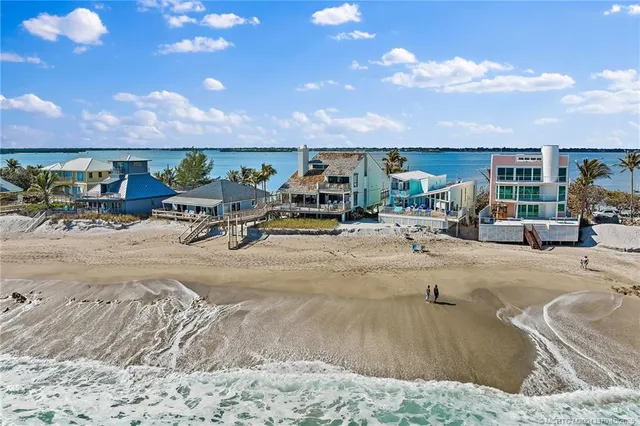 a view of a terrace with sitting area