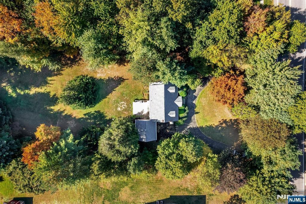 43 Old Tappan Road Old Tappan, NJ 07675 - Photo 13 of 19