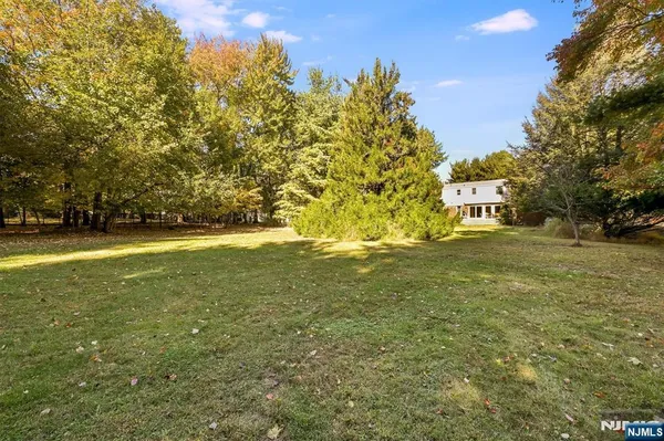 $1,395,000 | 43 Old Tappan Road, Old Tappan, NJ 07675