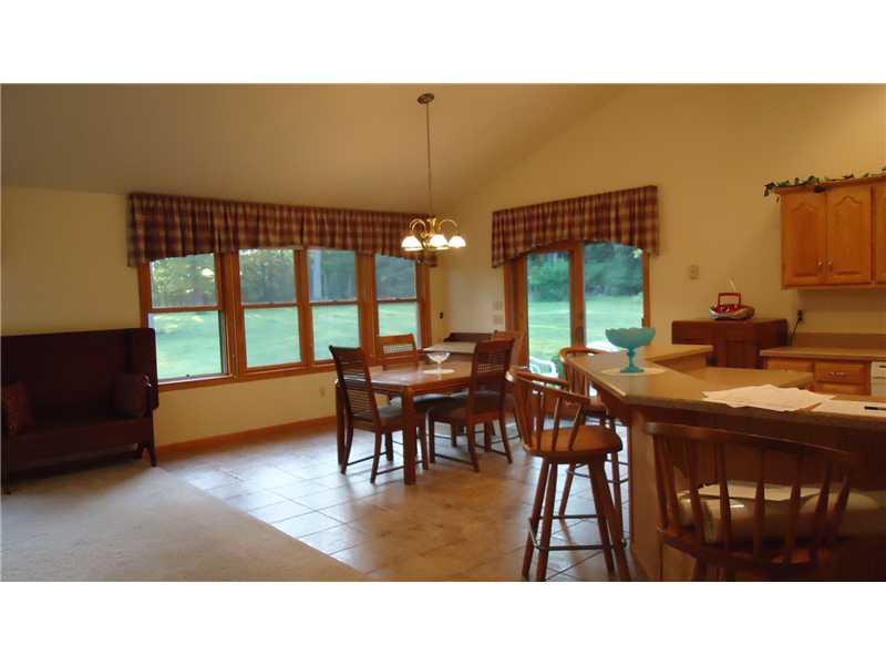 201 Harbison Road Valencia, PA 16059 - Photo 9 of 21 Dining Room.