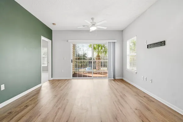 $189,900 | 2020 Cross Gate Boulevard, Unit 201, Surfside Beach, SC 29575