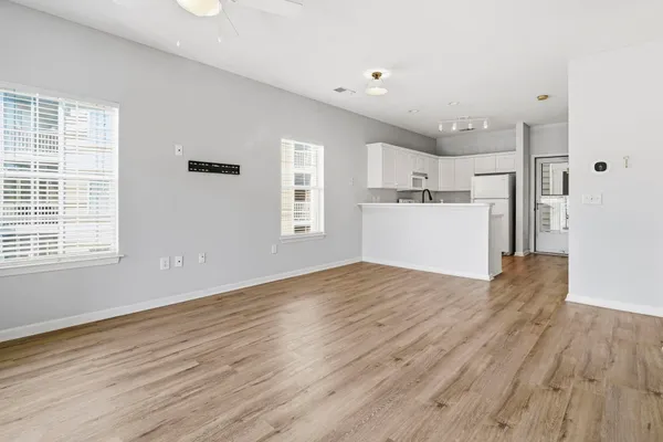 $189,900 | 2020 Cross Gate Boulevard, Unit 201, Surfside Beach, SC 29575