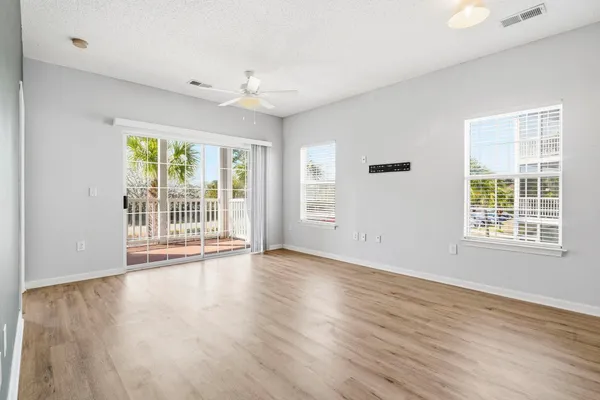 $189,900 | 2020 Cross Gate Boulevard, Unit 201, Surfside Beach, SC 29575