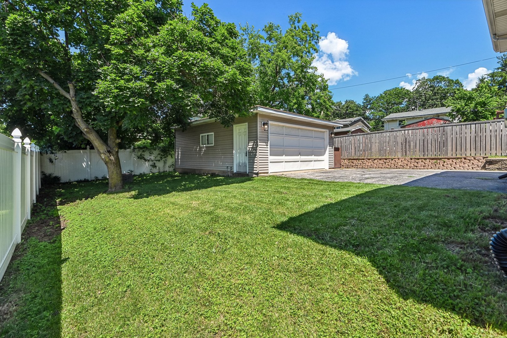 S034 Calvin Court Wheaton, IL 60187 - Photo 28 of 32