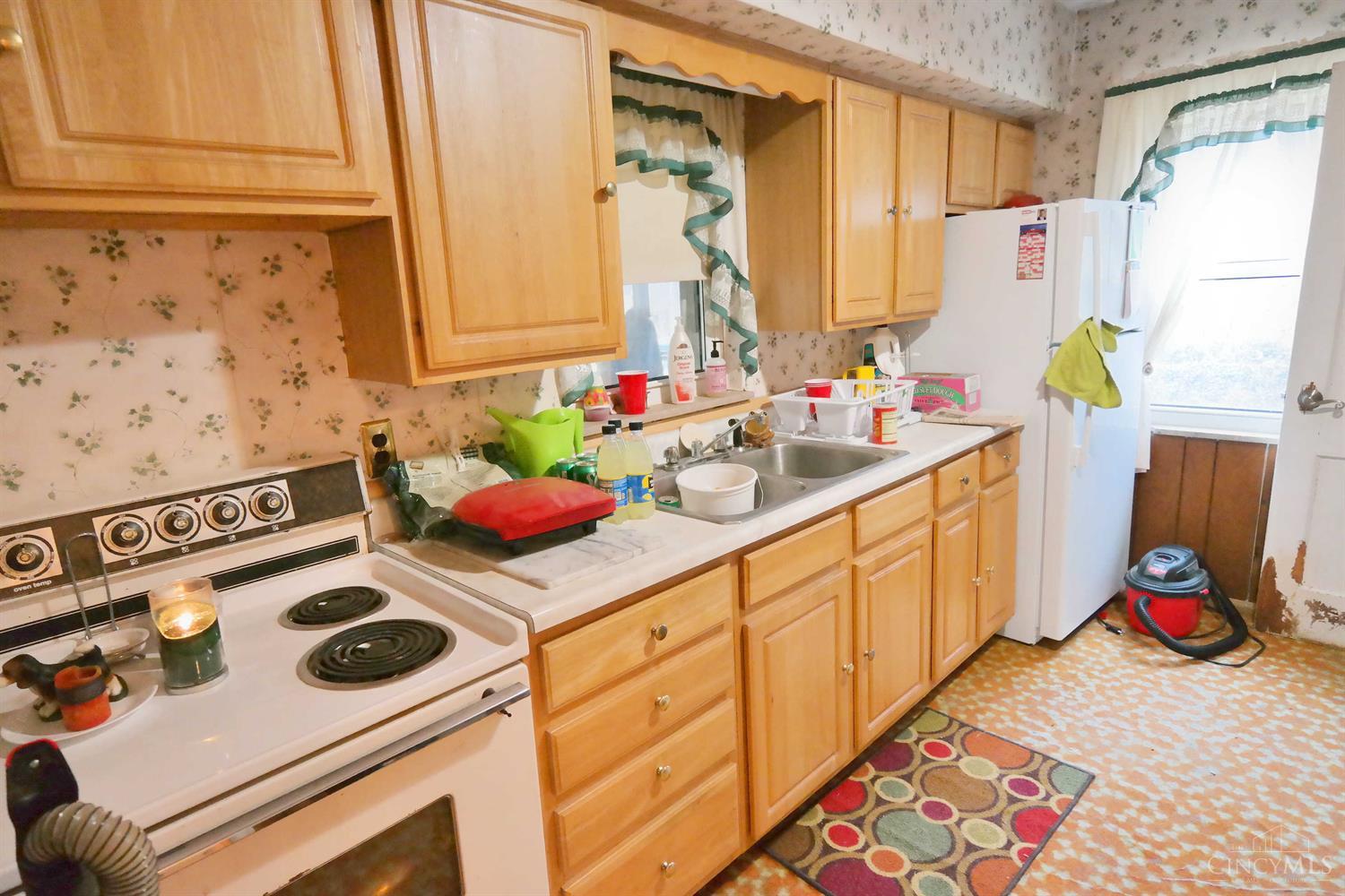 3171 Kleeman Road Cincinnati, OH 45211 - Photo 7 of 22 Gallery Image 7