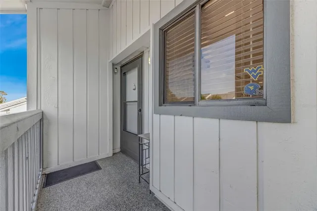 $298,000 | 803 Bahia Del Sol Drive, Unit B, Ruskin, FL 33570