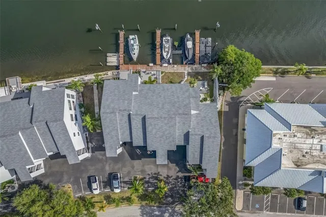 $298,000 | 803 Bahia Del Sol Drive, Unit B, Ruskin, FL 33570