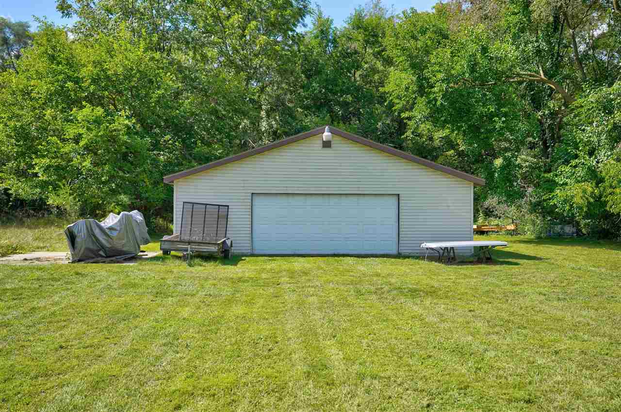 6161 North Genesee Road Flint, MI 48506 - Photo 9 of 47