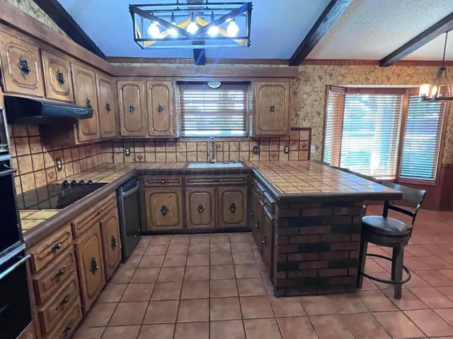 $260,000 | 807 Arrah, Friona, TX 79035