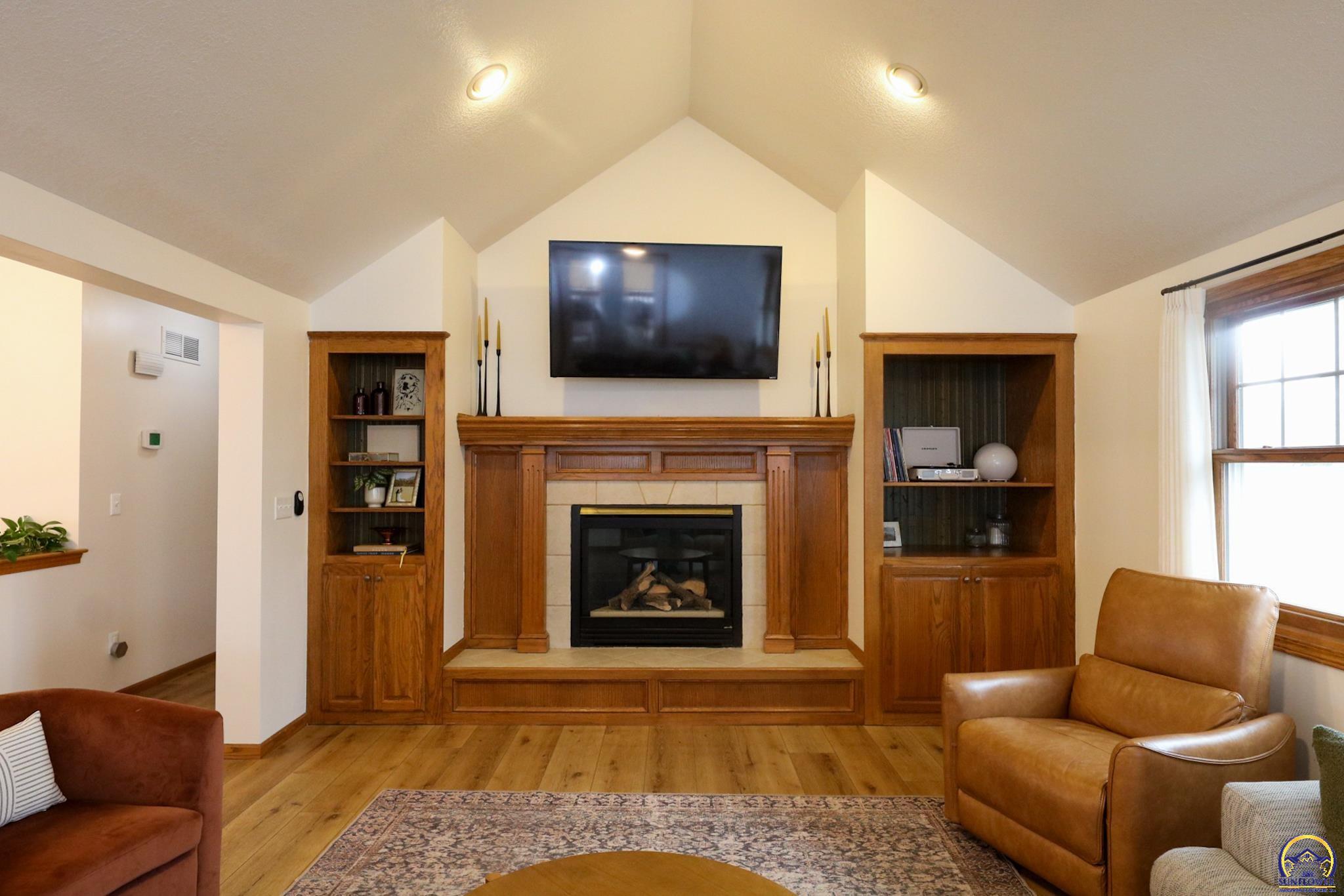 1920 Antler Ridge Emporia, KS 66801 - Photo 9 of 62