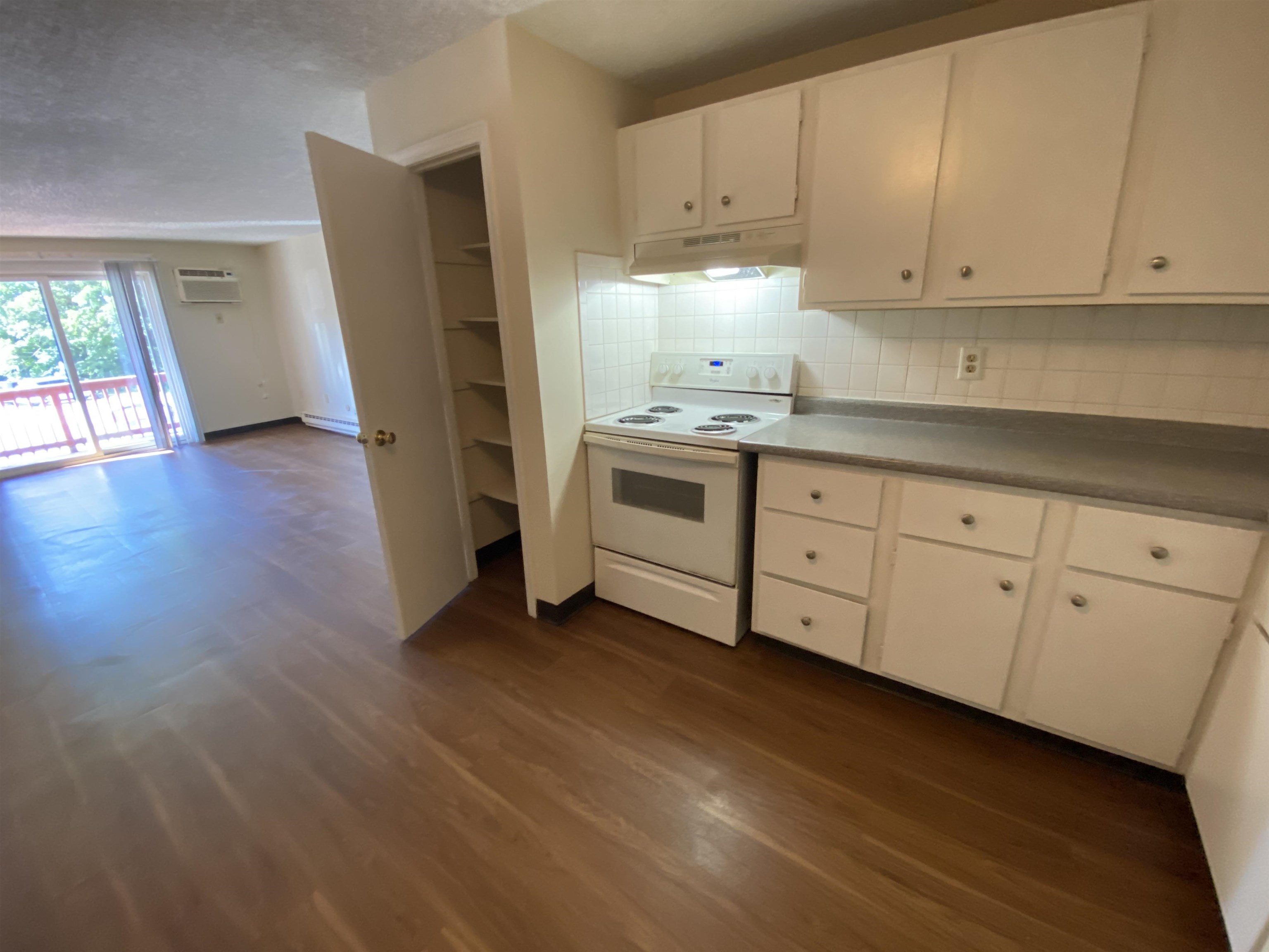 29 Capron Road, Unit 34 Milford, NH 03055 - Photo 11 of 38