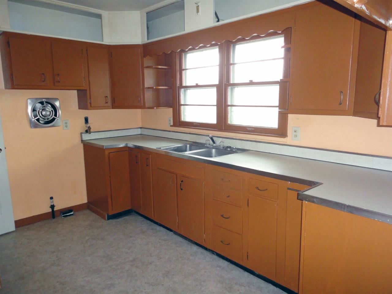58503 Elm Road Mishawaka, IN 46544 - Photo 4 of 20 Gallery Image 4