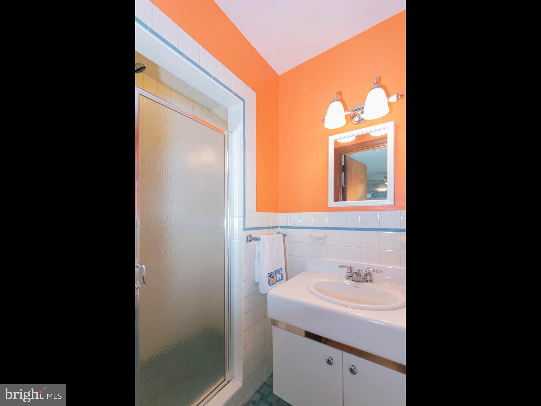 3314 Little Road Perkiomenville, PA 18074 - Photo 21 of 40 Second bath