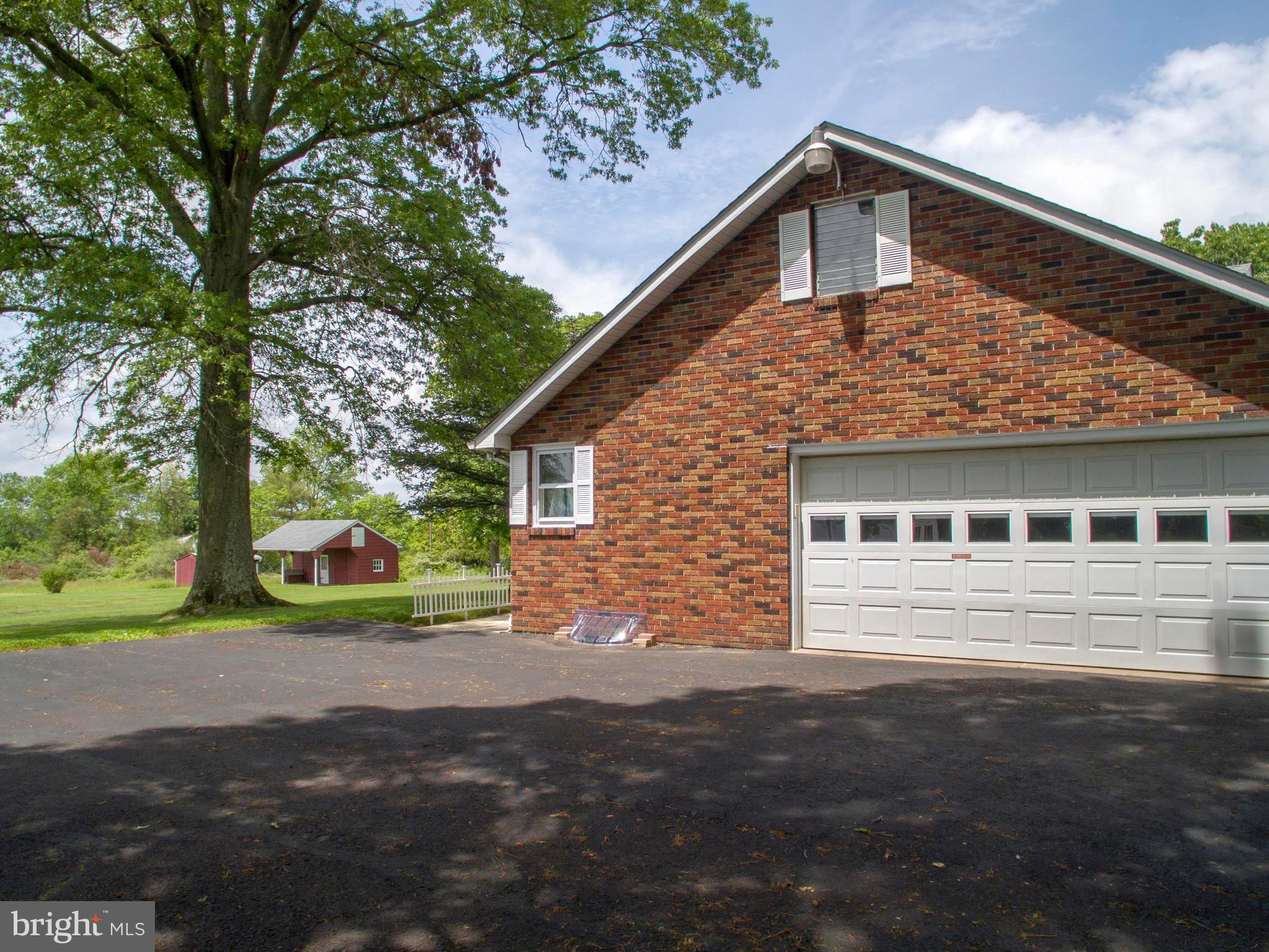 3314 Little Road Perkiomenville, PA 18074 - Photo 24 of 40 Side entrance garage