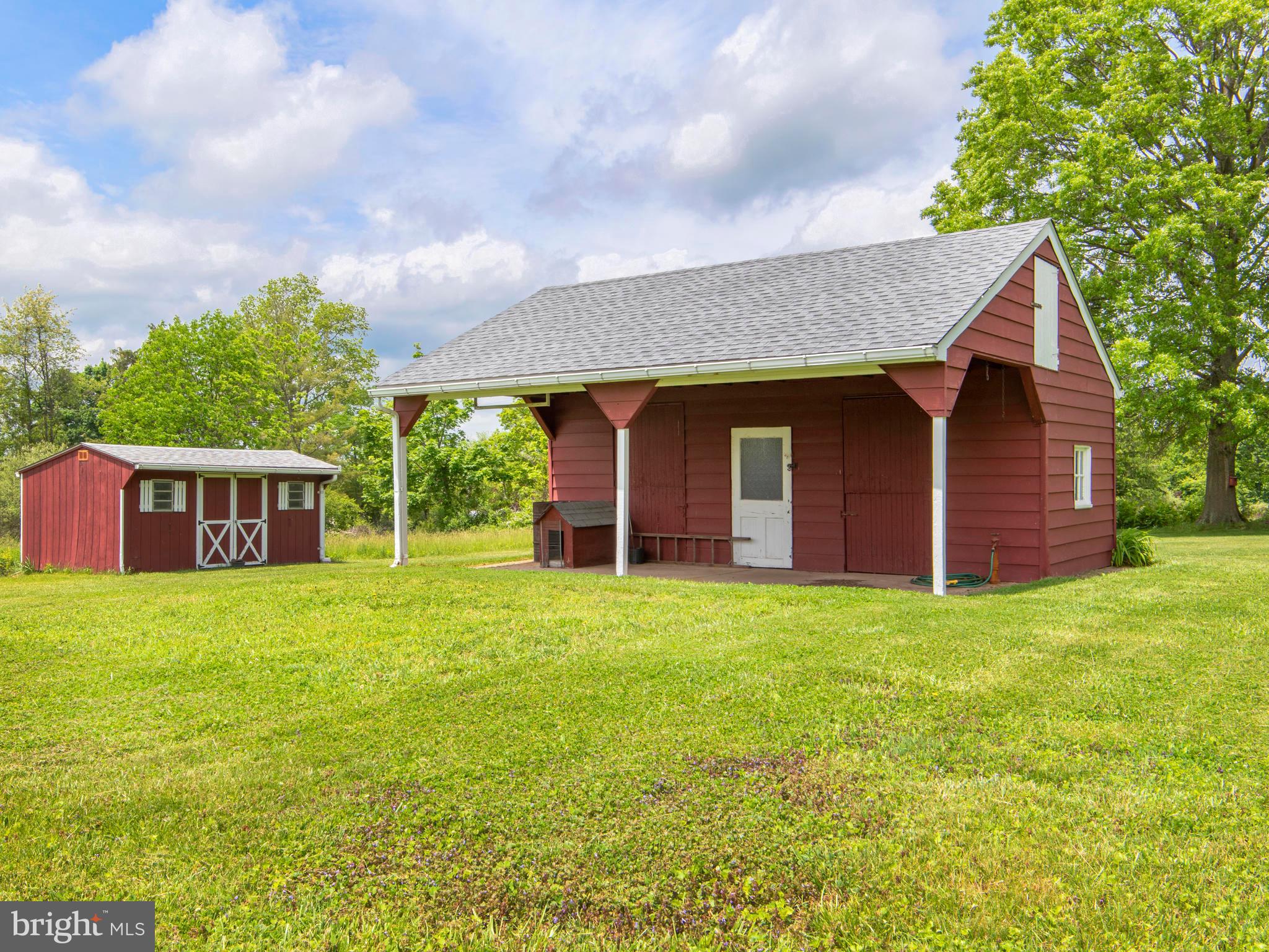 3314 Little Road Perkiomenville, PA 18074 - Photo 33 of 40 Barn/shed