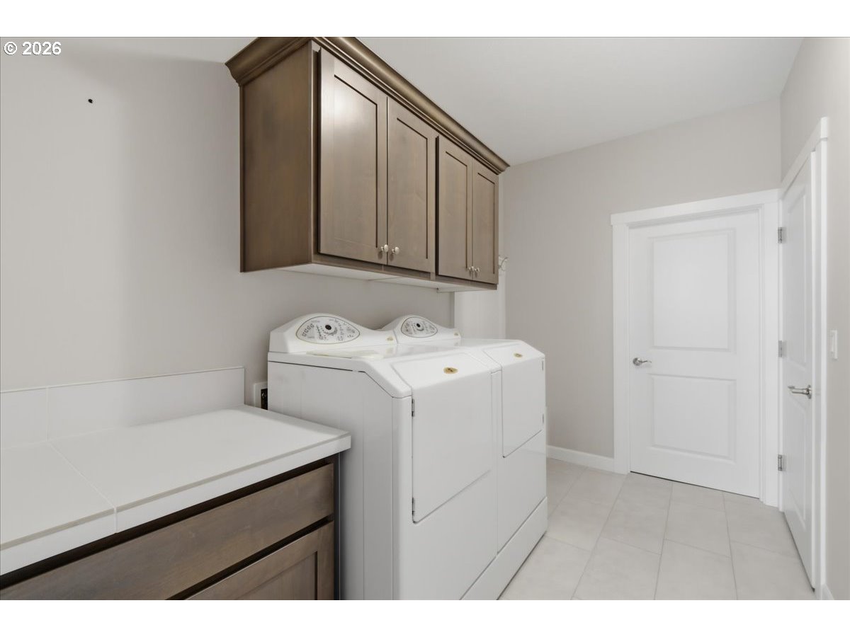1821 Northeast 173rd Way Ridgefield, WA 98642 - Photo 10 of 36 Utility Room