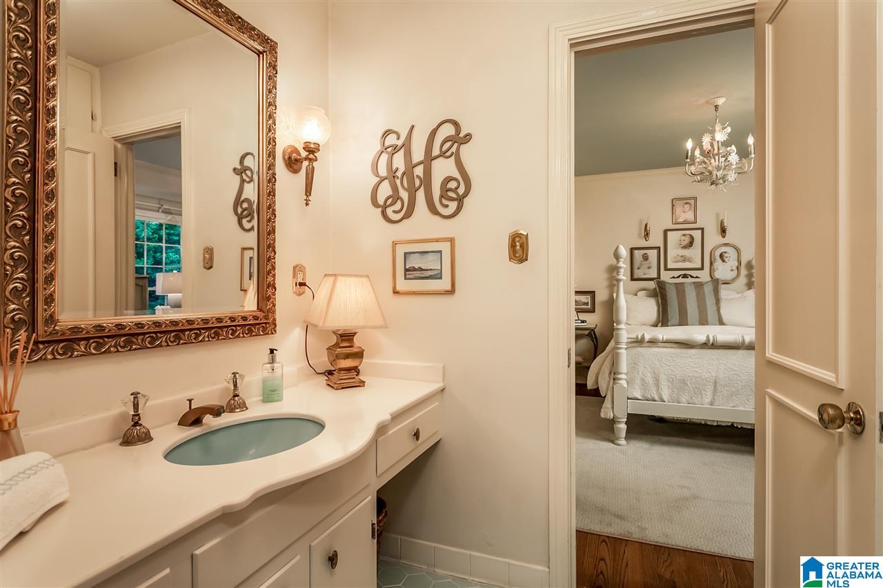 3601 Ridgeview Drive West Birmingham, AL 35213 - Photo 35 of 50